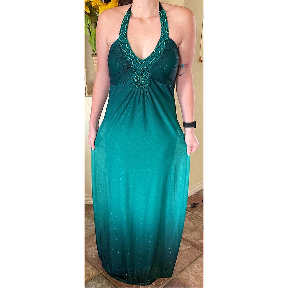 Emerald Green Prom Dress - Roulette (12)